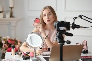 Curso gratuito de Básico em Digital Influencer