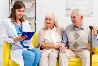 Curso gratuito de Cuidador de Idosos